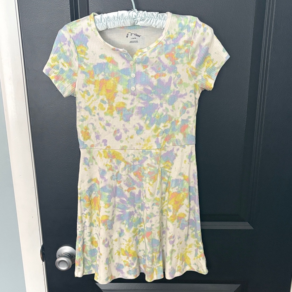Art Class size large 10/12 short sleeve Henley skater tie dye dress